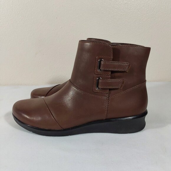 Clarks Hope Cody Brown Leather Ankle Comfort Boot Bootie - 7 - Good Condition - Picture 3 of 12